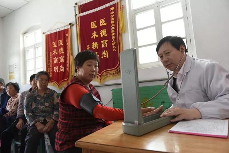 他，用行动诠释“医者仁心”！