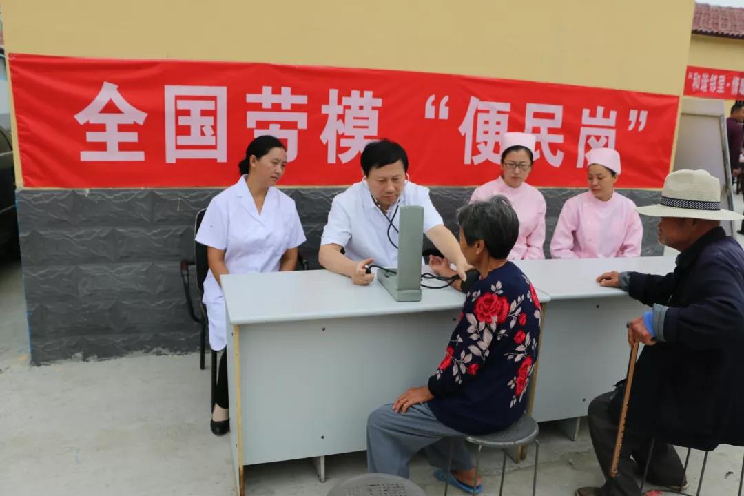 他，用行动诠释“医者仁心”！