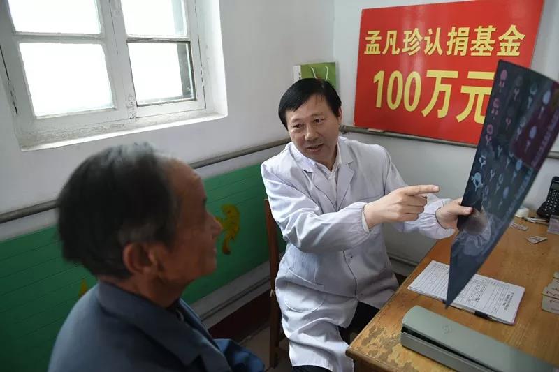 他，用行动诠释“医者仁心”！